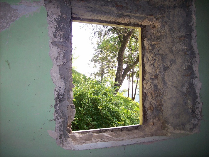 oud venster eruit ...